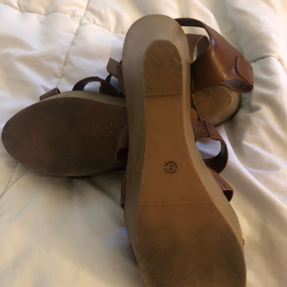 Arizona Brown Wedges - Picture 3 of 3